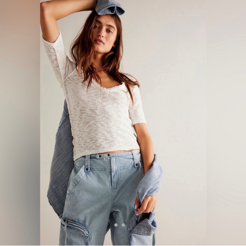 Free People We the Free Francis Tee NWT Ivory | Textured Raw Hem Scoop Neck Slim - Picture 2 of 14